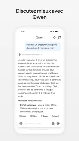 Capture de l'appli Qwen sur Android, titrée « Discutez mieux avec Qwen » : un programme de perte de poids sur trois mois, rédigé par Qwen.